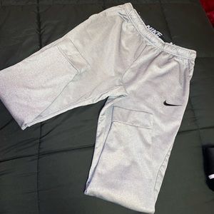 GRAY NIKE DRI FIT SWEATPANTS!!
